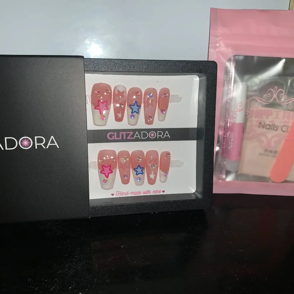 GlitzAdora (2) Nails Black Pink Star & Stellar Silhouette